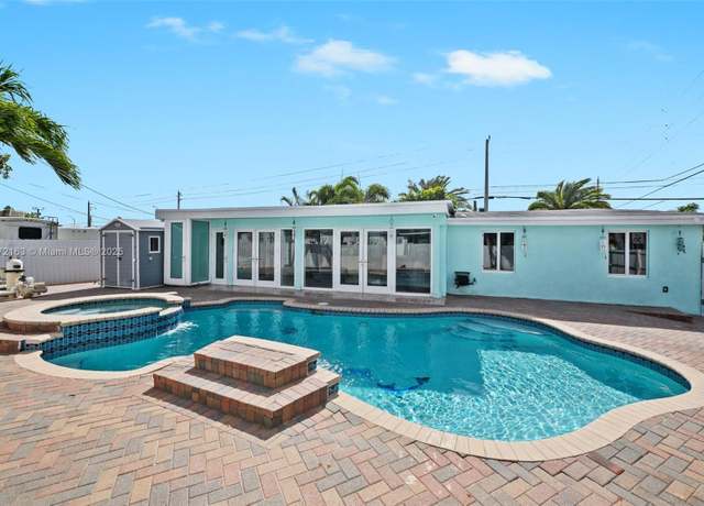 Property at 2801 SW 107th Ave, Miami, FL 33165, 3 beds, 2 baths