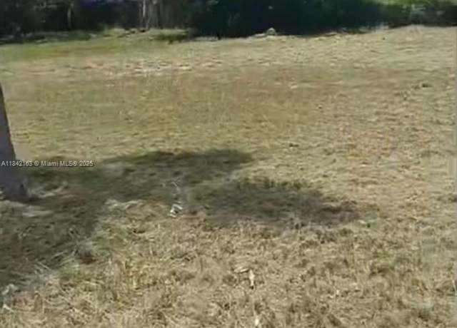 Property at 2030 Steiner Ave, Sebring, FL 33870