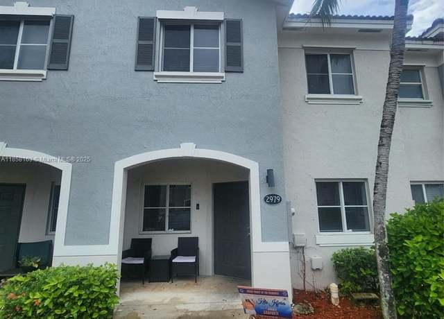 Property at 2979 SE 15th Ave, Homestead, FL 33035, 3 beds, 2.5 baths