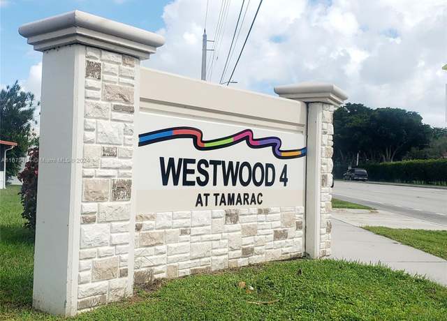 Property at 9401 NW 70th Pl, Tamarac, FL 33321, 2 beds, 2 baths