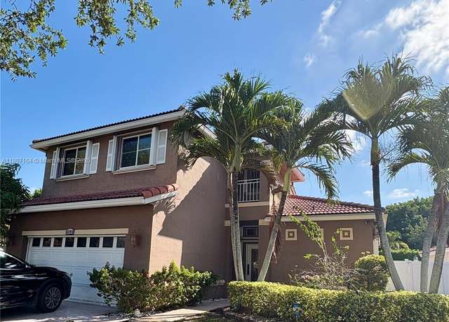 Property at 4305 SW 153rd Ave, Miramar, FL 33027, 3 beds, 2.5 baths