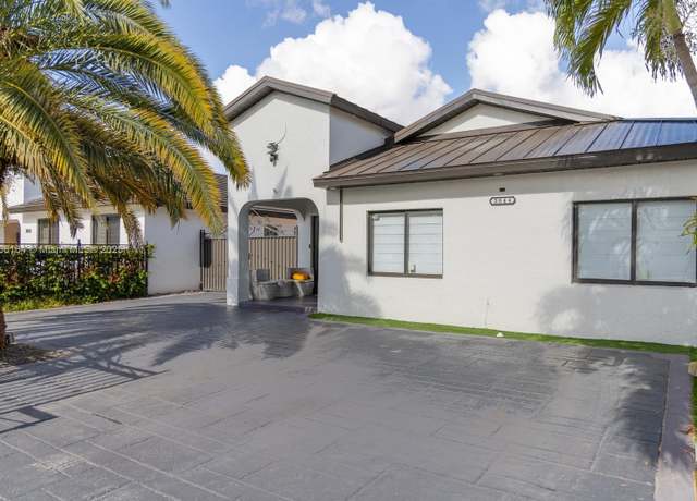 Property at 3844 SW 149th Pl, Miami, FL 33185, 5 beds, 3 baths