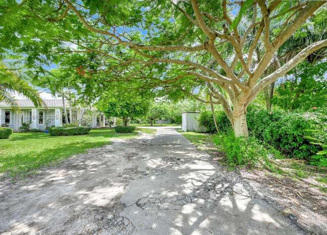Property at 9340 SW 174th St, Palmetto Bay, FL 33157, 3 beds, 2 baths
