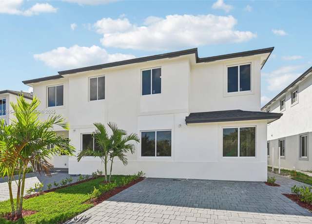 Property at 22445 SW 125 Ave, Miami, FL 33170, 5 beds, 3 baths