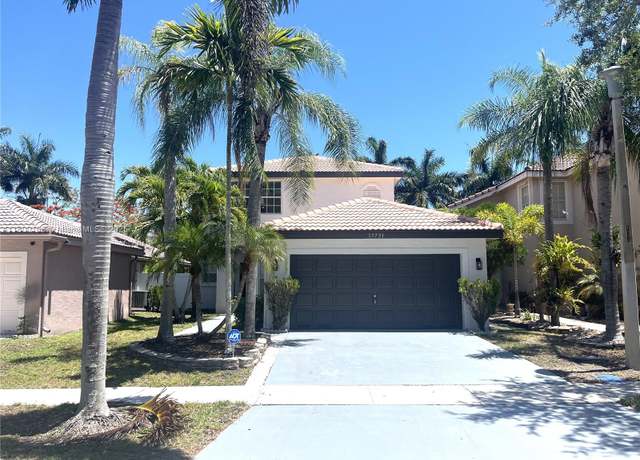 Property at 17731 SW 23rd St, Miramar, FL 33029, 4 beds, 2.5 baths