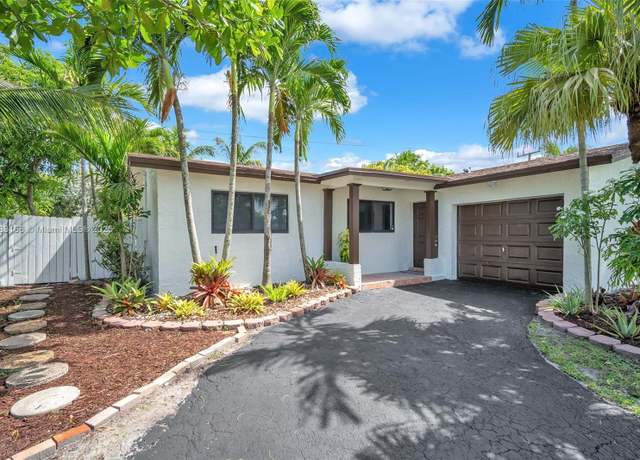 Property at 11310 NW 35th St, Sunrise, FL 33323, 3 beds, 2 baths