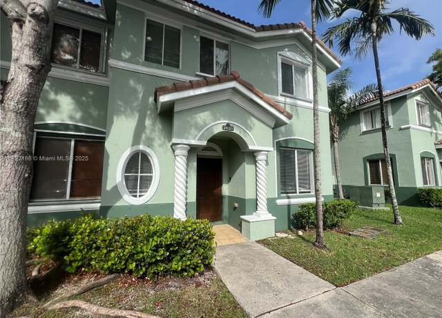 Property at 2620 SE 14th Ave #304, Homestead, FL 33035, 3 beds, 3 baths