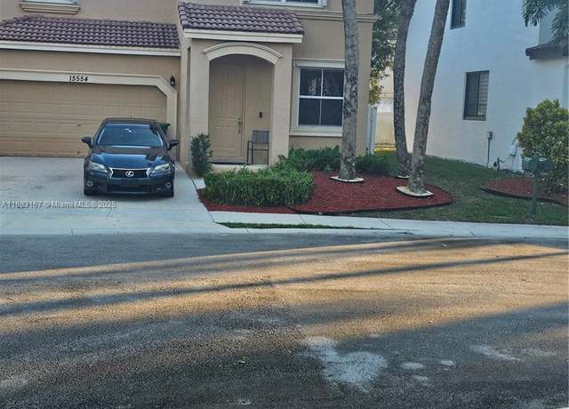 Property at 15554 SW 51st Pl, Miramar, FL 33027, 4 beds, 2.5 baths