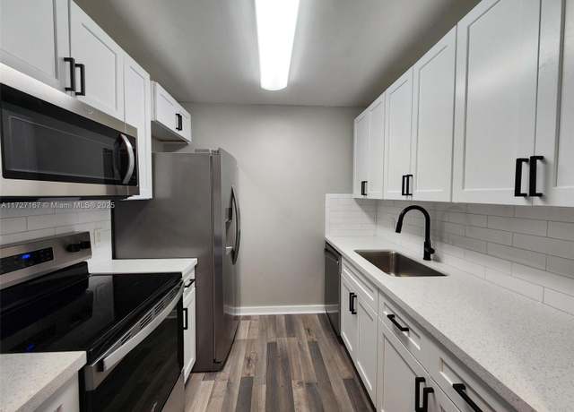 Property at 13450 SW 3rd St Unit 409D, Pembroke Pines, FL 33027, 1 bed, 1 bath