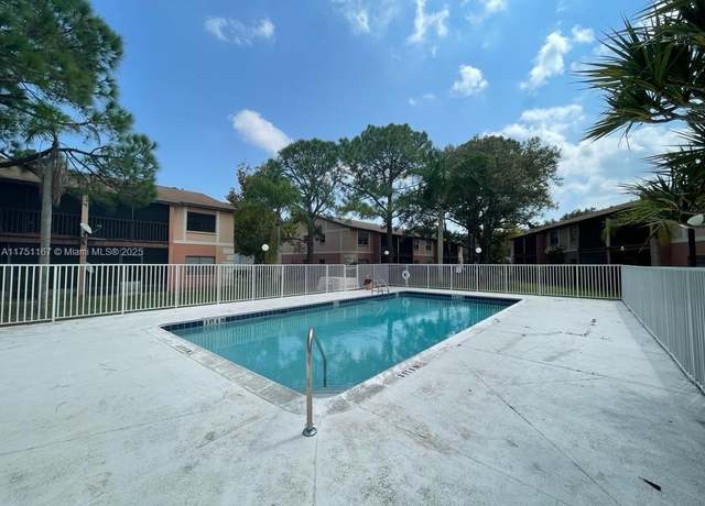 Property at 1511 Pinewood Dr Ne Bldg 2 #2, Palm Bay, FL 32905, 2 beds, 2 baths