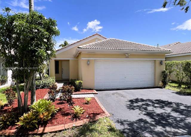 Property at 1605 Salerno Cir, Weston, FL 33327, 3 beds, 2 baths