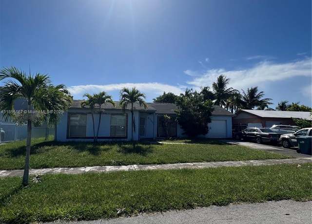 Property at 26682 SW 125th Ct, Homestead, FL 33032, 3 beds, 2 baths