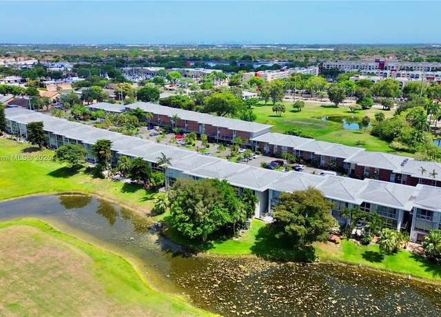 Property at 6716 Brookline Dr #6716, Hialeah, FL 33015, 2 beds, 2 baths