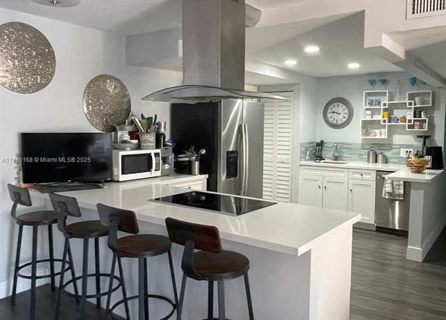 Property at 13700 SW 62nd St #213, Miami, FL 33183, 3 beds, 2 baths