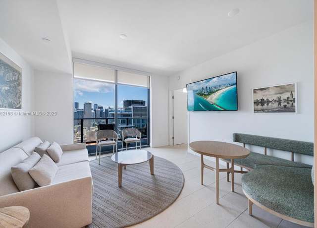 Property at Undisclosed address, Miami, FL 33132, 1 bed, 1 bath