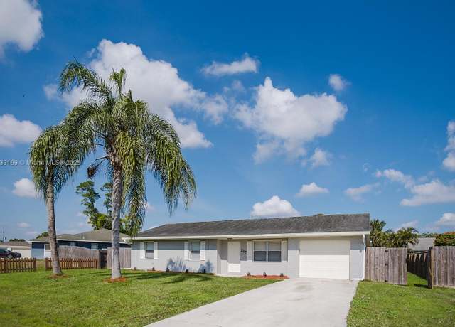 Property at 217 NE Glentry Ave, Port St. Lucie, FL 34983, 3 beds, 2 baths