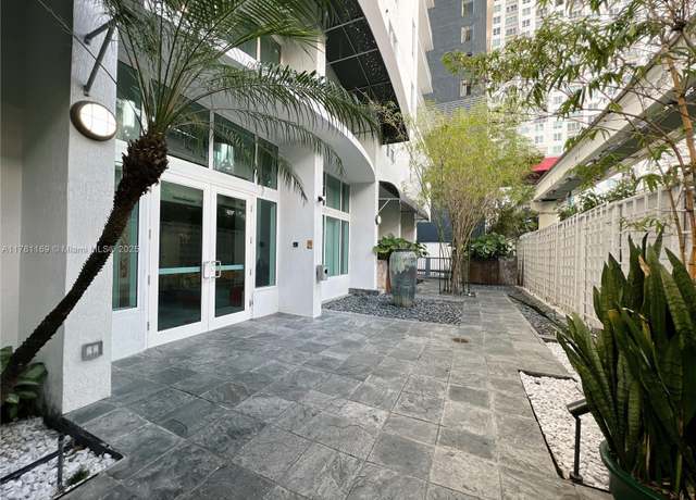 Property at 234 NE 3rd St #1908, Miami, FL 33132, 1 bed, 1 bath
