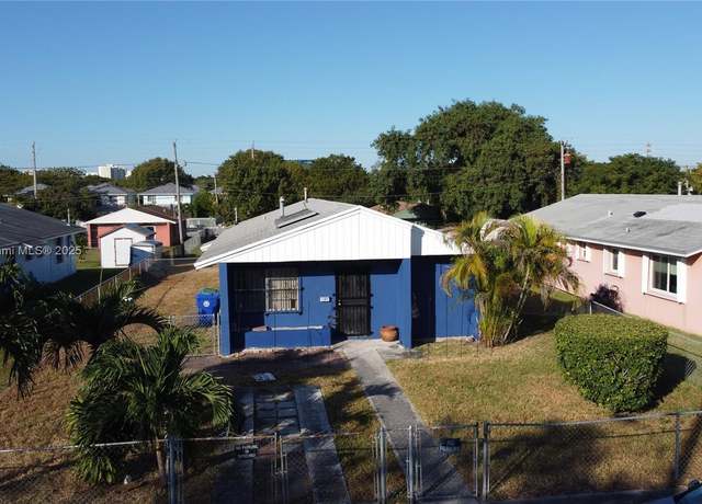 Property at 1938 NW 2nd Ct, Miami, FL 33136, 4 beds, 2 baths
