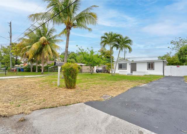 Property at 6044 SW 37th St, Miramar, FL 33023, 3 beds, 2 baths