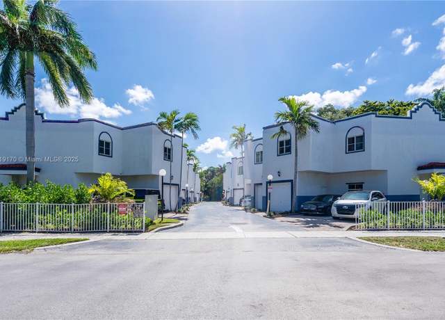 Property at 2927 SW 18 Th Ter, Fort Lauderdale, FL 33315, 3 beds, 2.5 baths
