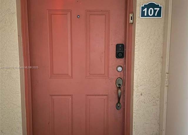 Property at 2427 Centergate Dr #107, Miramar, FL 33025, 3 beds, 2 baths