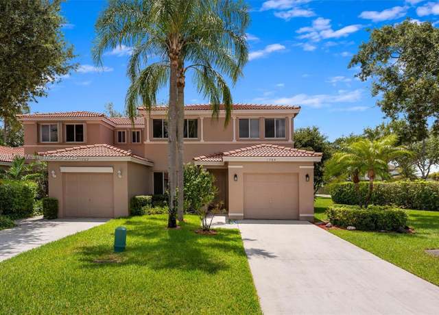 Property at 1784 SW 110th Ter, Davie, FL 33324, 4 beds, 2.5 baths