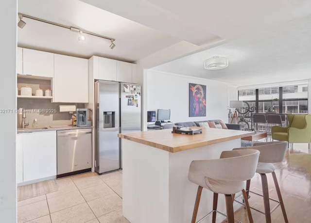 Property at 1901 Brickell Ave Unit B1706, Miami, FL 33129, 1 bed, 1.5 baths