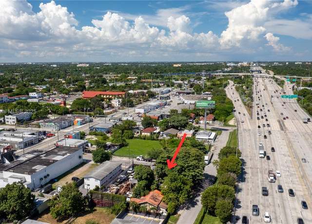 Property at 652 NW 31st St, Miami, FL 33127