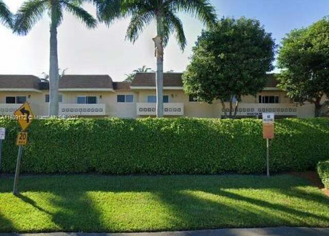 Property at 14500 SW 88th Ave #227, Palmetto Bay, FL 33176, 1 bed, 1 bath
