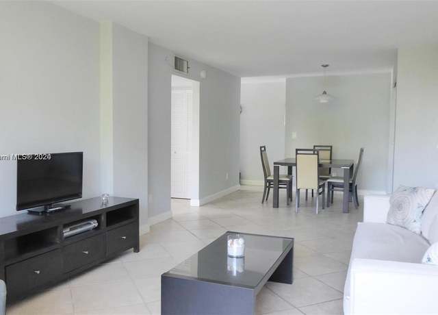 Property at 631 Jefferson Ave #401, Miami Beach, FL 33139, 1 bed, 1 bath