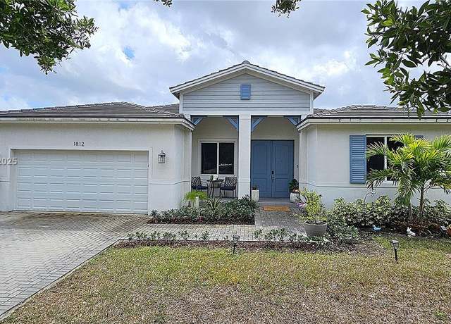 Property at 1812 NE 2nd St, Homestead, FL 33033, 4 beds, 3 baths