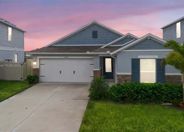 Property at 9100 Oscraft Dr, Davenport, FL 33896, 3 beds, 2 baths