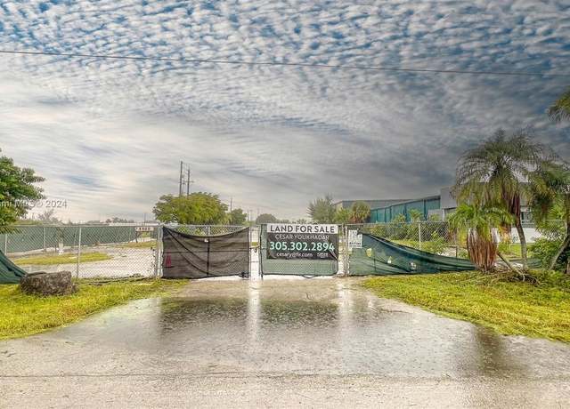 Property at 3400 NW 77th Ct, Doral, FL 33122