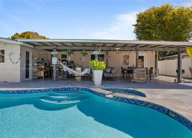 Property at 405 SW 73rd Ave, North Lauderdale, FL 33068, 3 beds, 2 baths