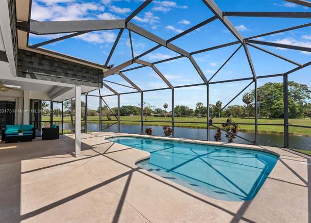 Property at 5721 Bayberry Ln, Tamarac, FL 33319, 3 beds, 2 baths