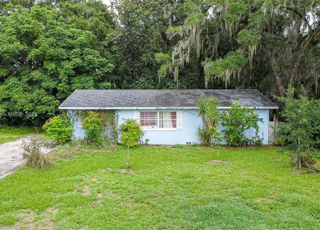 Property at 907 S Amelia Ave, Deltona, FL 32724, 3 beds, 1 bath