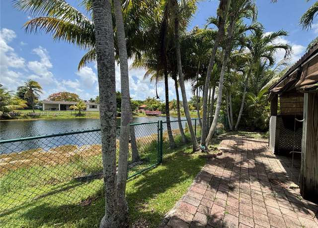 Property at 13250 SW 67th St, Miami, FL 33183, 4 beds, 2 baths