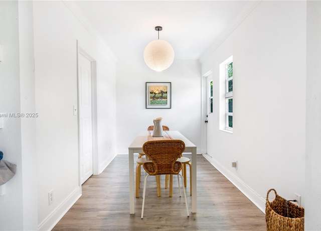 Property at 516 Puritan Rd, West Palm Beach, FL 33405, 3 beds, 2 baths