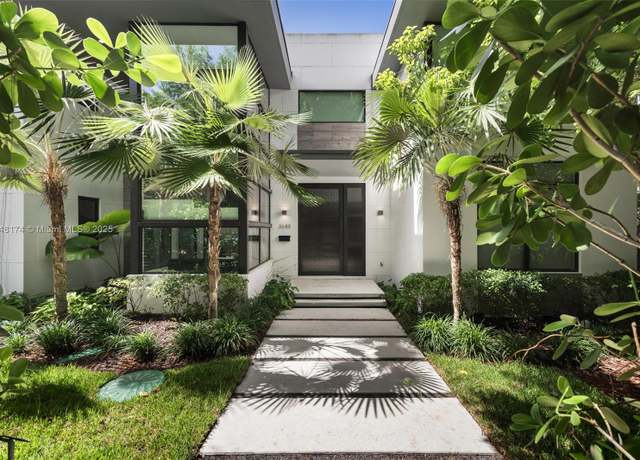 Property at 3648 Loquat Ave, Coconut Grove, FL 33133, 4 beds, 4.5 baths