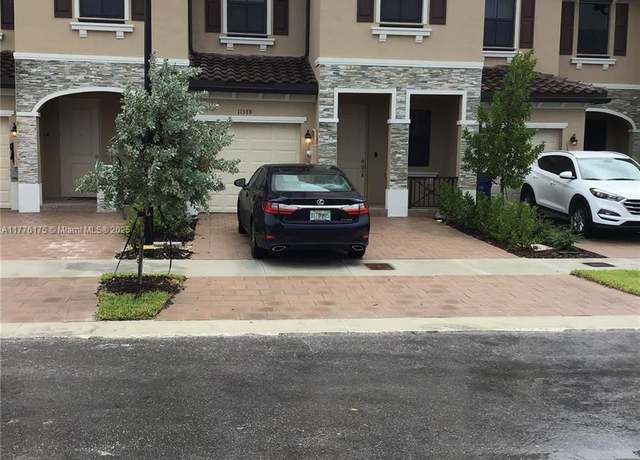 Property at 11378 SW 254th Ter, Homestead, FL 33032, 4 beds, 2.5 baths