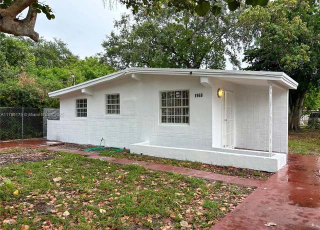 Property at 1968 Lincoln Ave, Opa-locka, FL 33054, 3 beds, 1 bath