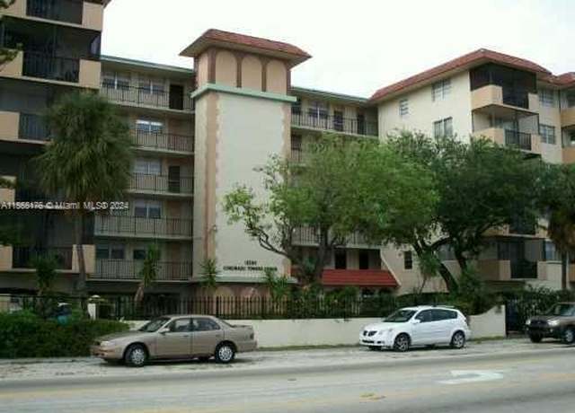 Property at 12590 NE 16th Ave #302, North Miami, FL 33161, 1 bed, 1.5 baths