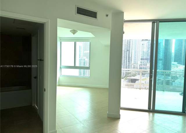 Property at 350 S Miami Ave #2710, Miami, FL 33130, 1 bed, 1 bath