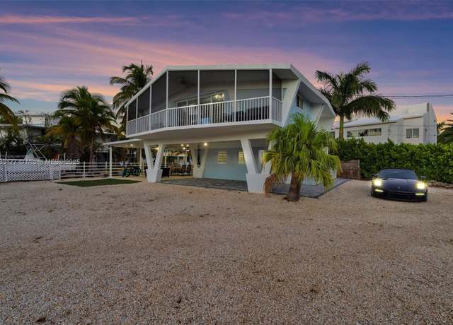 Property at 66 N Blackwater Ln, Key Largo, FL 33037, 2 beds, 2 baths