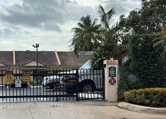 Property at 500 NE 3rd St #112, Hallandale Beach, FL 33009, 1 bed, 1 bath