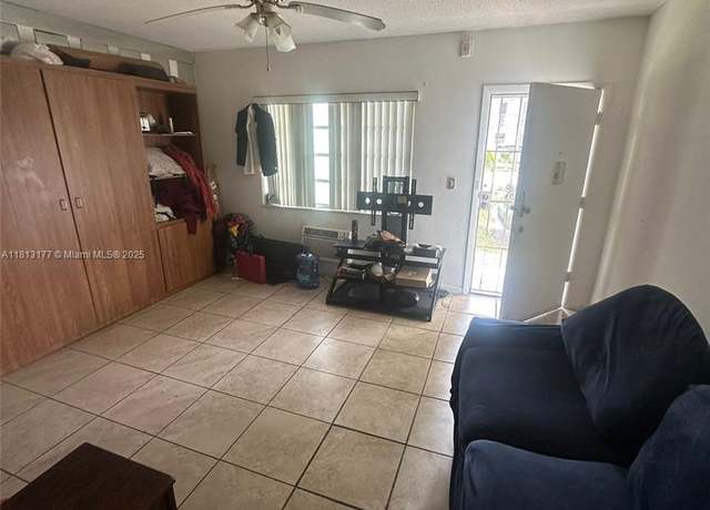 Property at 100 NW 204th St #3, Miami Gardens, FL 33169, 1 bed, 1 bath