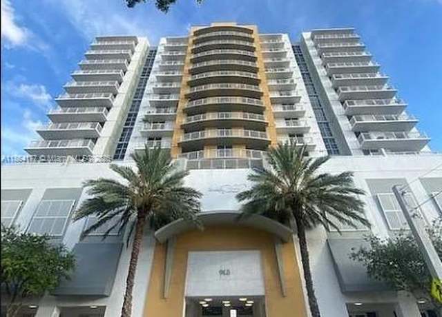 Property at 900 SW 8th St #904, Miami, FL 33130, 2 beds, 2 baths