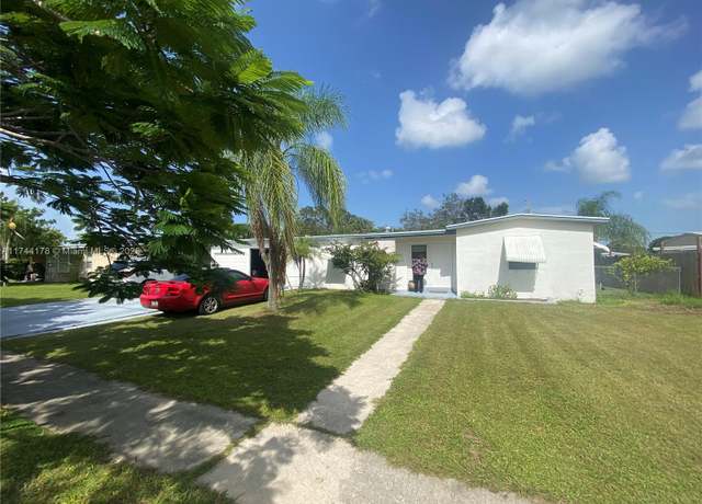 Property at 345 Sandia Ave, Port St. Lucie, FL 34983, 2 beds, 1 bath