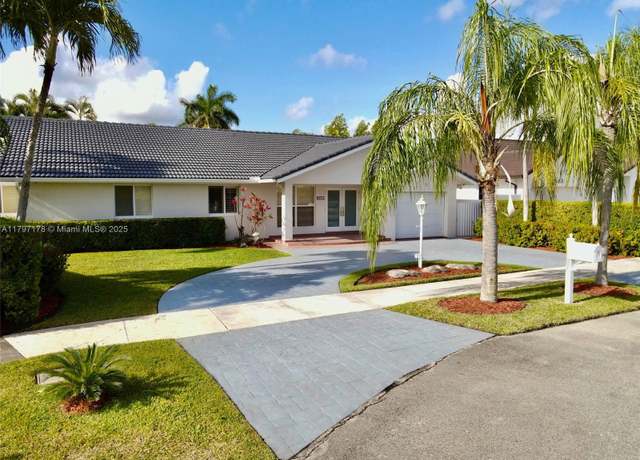 Property at 3261 SW 134th Ave, Miami, FL 33175, 4 beds, 2.5 baths