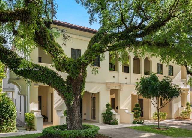 Property at 622 Malaga Ave #622, Coral Gables, FL 33134, 3 beds, 2.5 baths